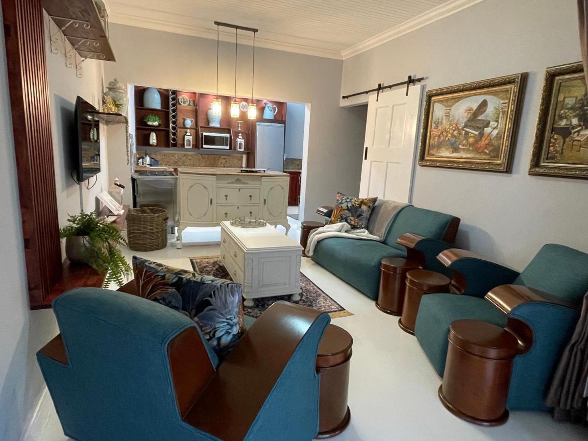 Jelani Guest House وايت ريفر المظهر الخارجي الصورة